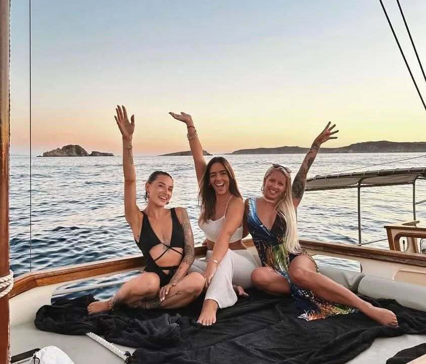 Bachelor & Bachelorette Boat Party in Mykonos